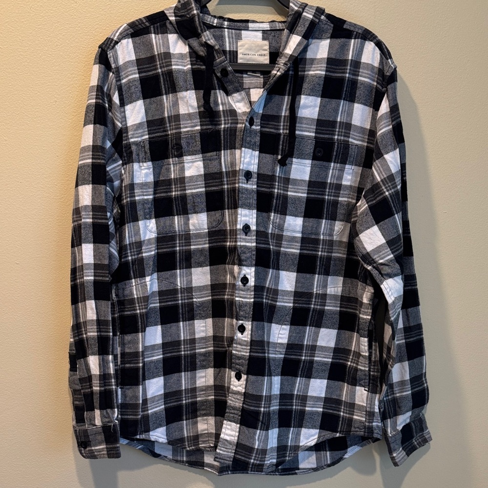 American Eagle Outfitters Black and White Checkered Flannel Shirt with Hood